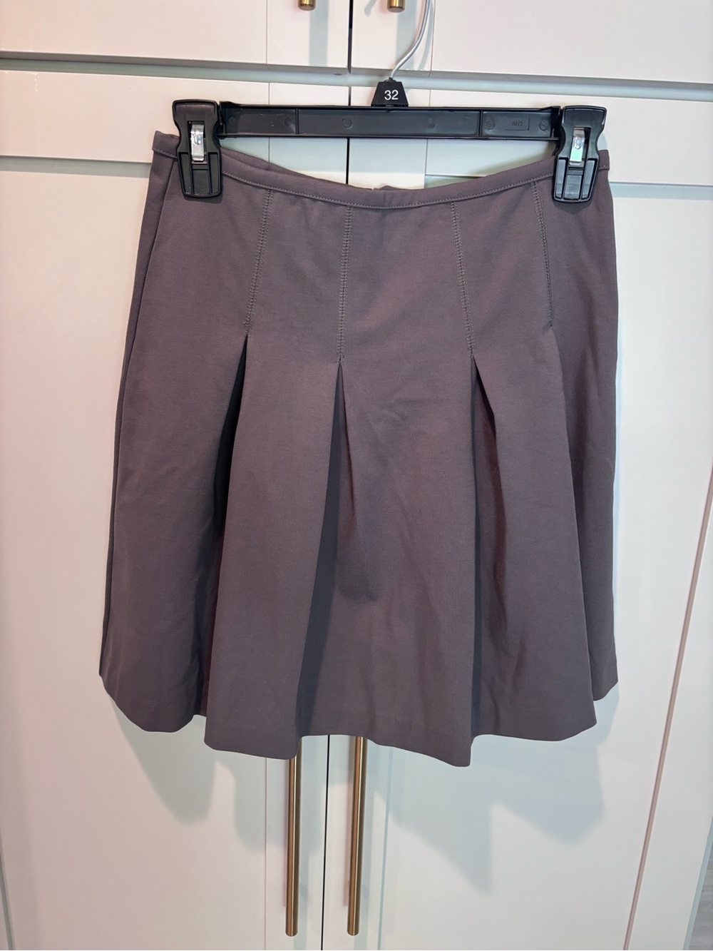 Garnet Hill pleated A-Line Women's Skirt in Gray.